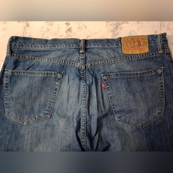 Levi's 751 Standard Straight Leg Size 38x34 - Picture 8 of 9